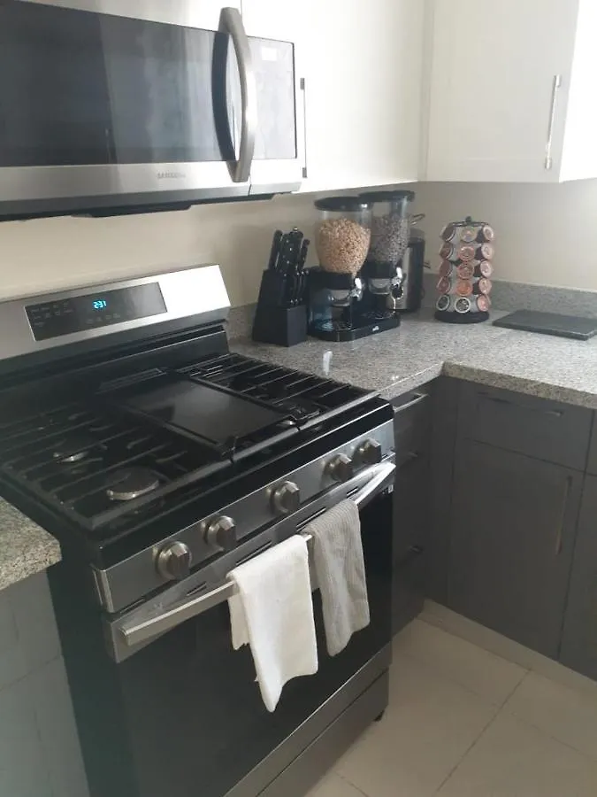 Oceanpointe Villa Lucea 0*,